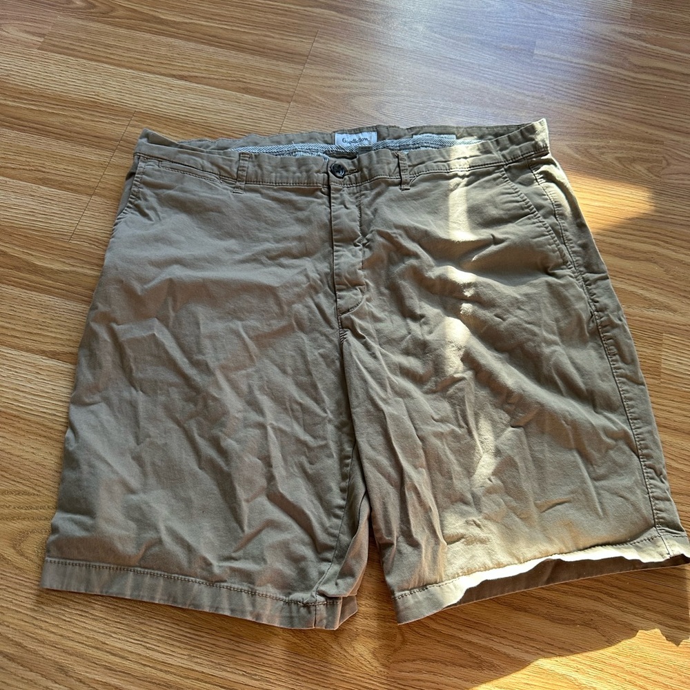 Goodfellow & Co Men's Khaki Flat Front Shorts